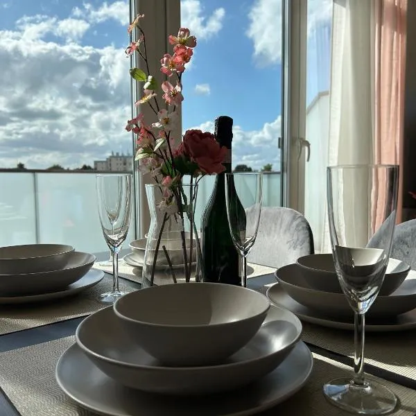 MiCasa OL - Modernes Penthouse - Stellplatz - Küche - WLAN - Dachterrasse, hotel v destinaci Oldenburg