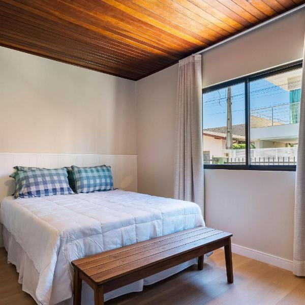Casa aconchegante com 04 dormitórios