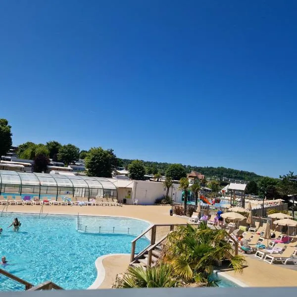 Camping 5 étoiles piscines chauffées club enfants mobilhome premium 6pers – hotel w mieście Houlgate