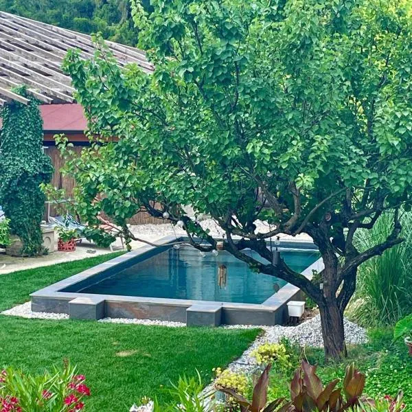 DeLax B&B - adults only, hotel v destinácii Solferino