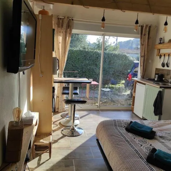 Studio Calvisson La Martinette, khách sạn ở Calvisson