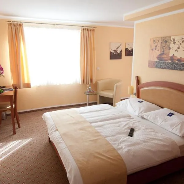 Aristo Hotel: Filderstadt şehrinde bir otel