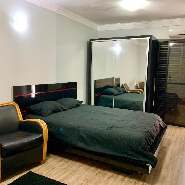 Flat 605B com piscina