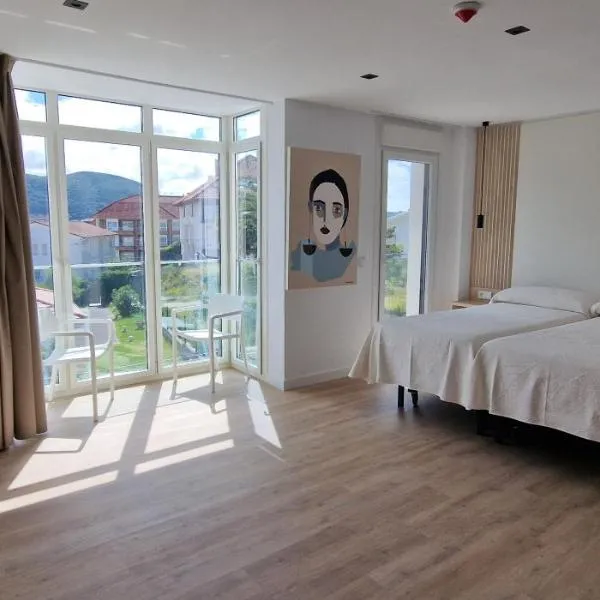Playa Joyel Family Rooms, hotel v destinaci Noja