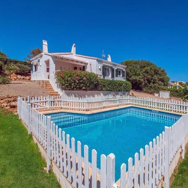 Bini Belin, hôtel à Binibeca