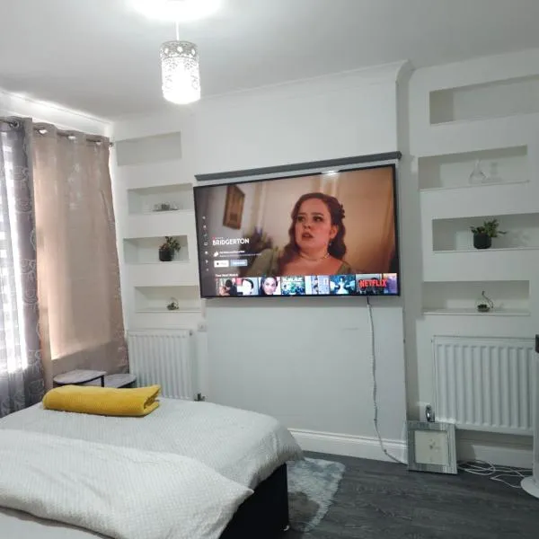 Dem's Lodge, hotel v destinaci Dagenham