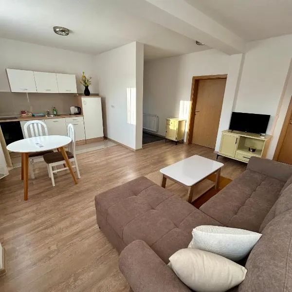 Stan na dan Sun & Moon, hotel v destinaci Žepče
