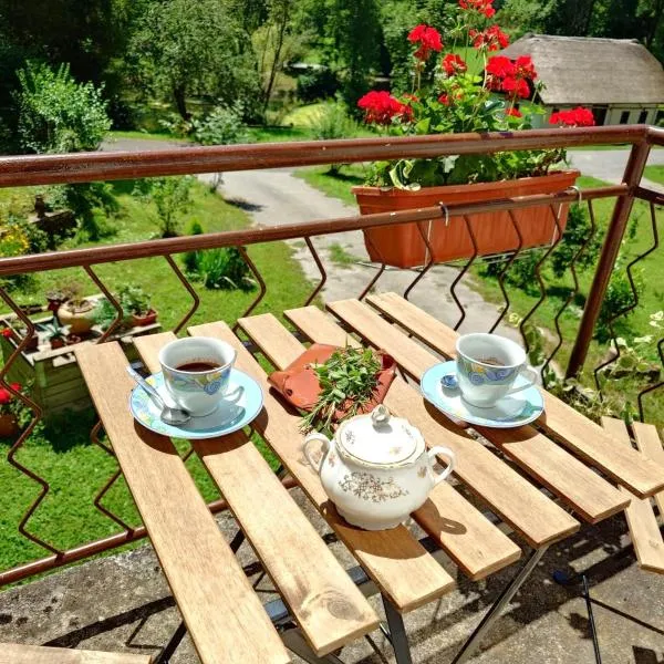 Art house Tufi, hotel in Bistrica ob Sotli