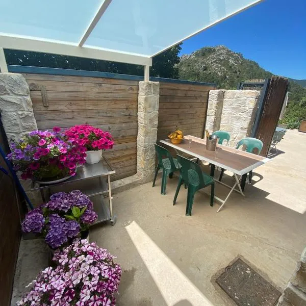 Appartement au cœur des Préalpes、Séranonのホテル