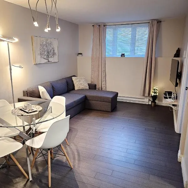 Les Condos de la Montagne 1, hotel en Beaupré