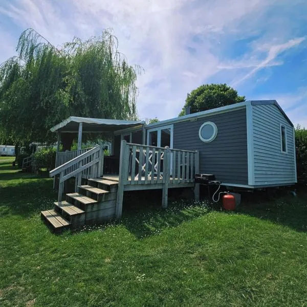 Mobil-home 4 personnes dans camping 5 étoiles proche de la mer, hotel v destinaci Houlgate