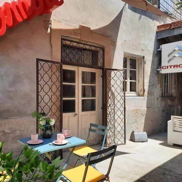 Studio avec terrasse, hotel v destinácii Crest