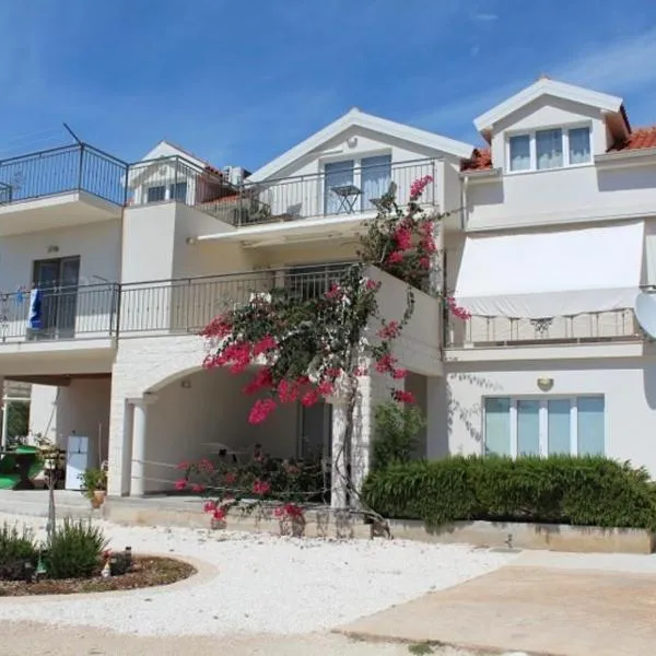 APARTMANI BELVEDERE BILO, Hotel in Dolac