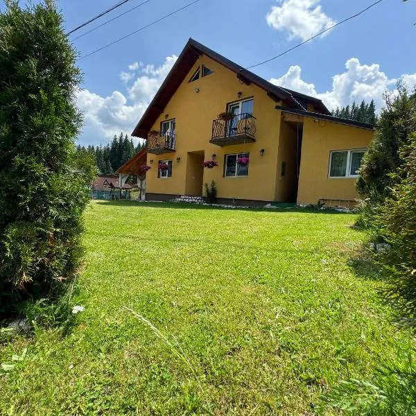 Casa Natalia Raisa Arieșeni, hotell i Arieşeni