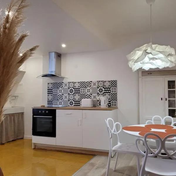 Petite maison entre mer et montagne, hotel v destinaci Céret