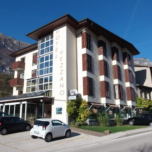 Hotel Vezzano、ヴェッツァーノのホテル