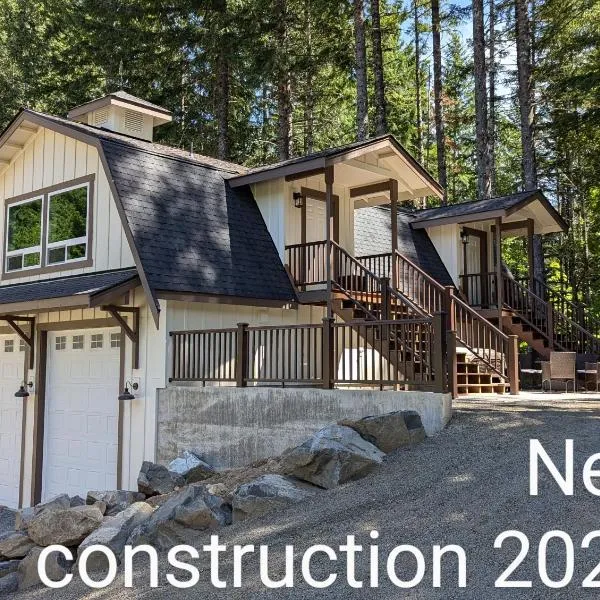 Bugling Elk Bungalow, hotel in Packwood