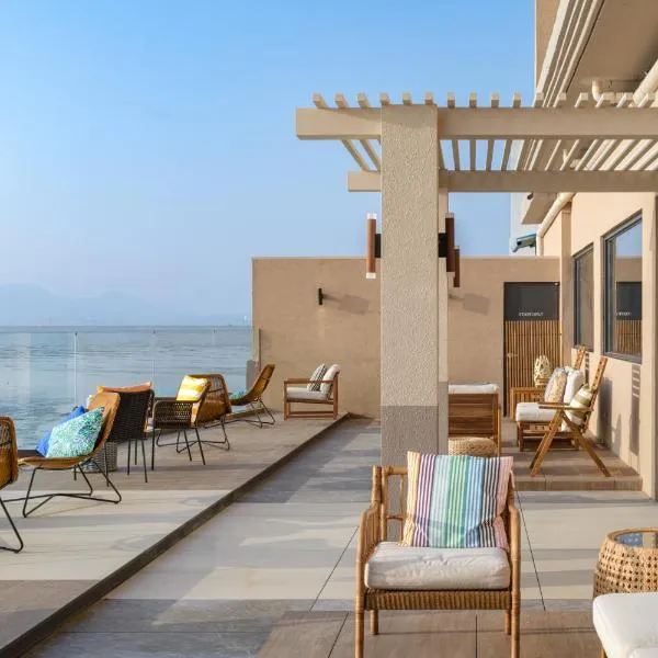 Bale Resort, hotel v destinaci Porjong