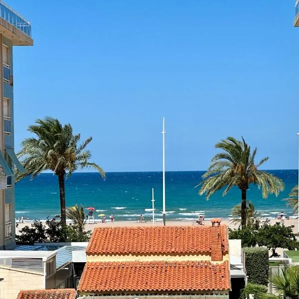 Sunset Views Apartment 30m de Playa de Gandia, hotel in Playa de Gandia