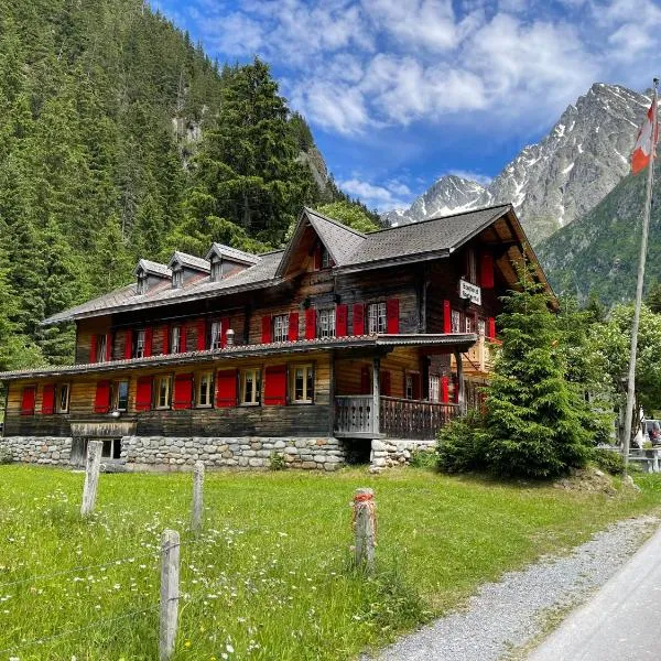 Berghotel Gasterntal, hotel v destinaci Kandersteg