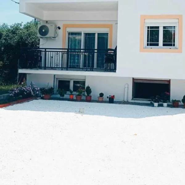 Lectras House, hotel v destinaci Limenaria
