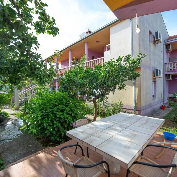 Shkreli Apartments, hotel v destinaci Donji Štoj