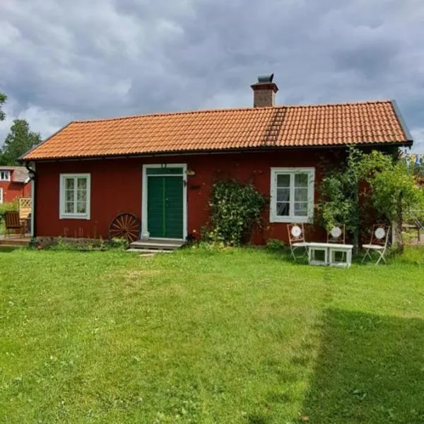 18th century house in the archipelago, hotel v destinaci Norrtälje