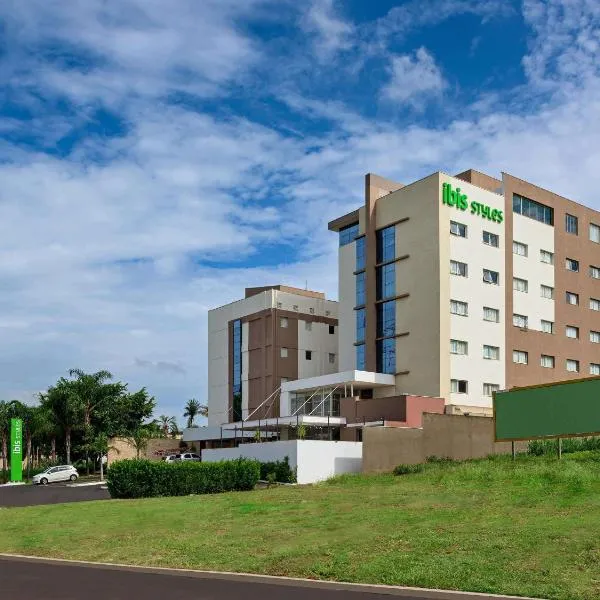 ibis Styles Ribeirao Preto Maurilio Biagi, hotel v destinaci Ribeirão Preto