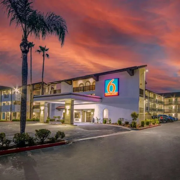 Studio 6 Ontario CA Convention Center Airport, hotel in Ontario