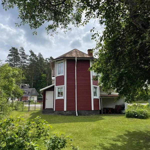Turmvilla Mörlunda, hotel v destinaci Mörlunda
