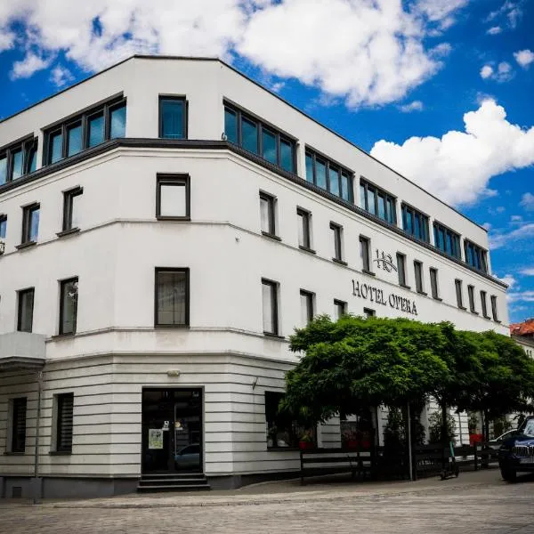 Hotel Opera, hotel v destinaci Tarnovské Hory