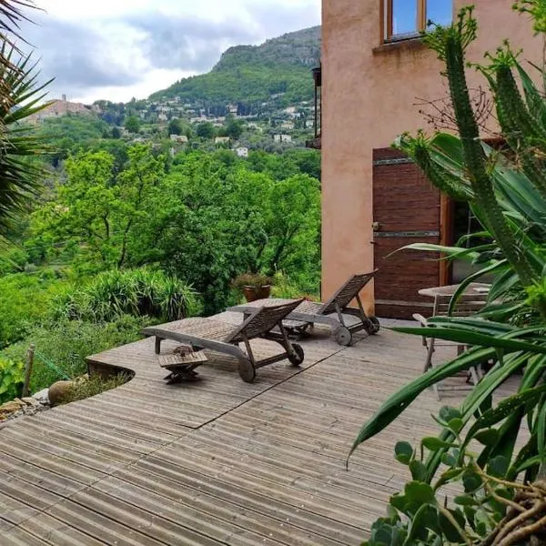 Cactus Om'stay Studio jacuzzi Vallée du loup, hotel in Tourrettes-sur-Loup