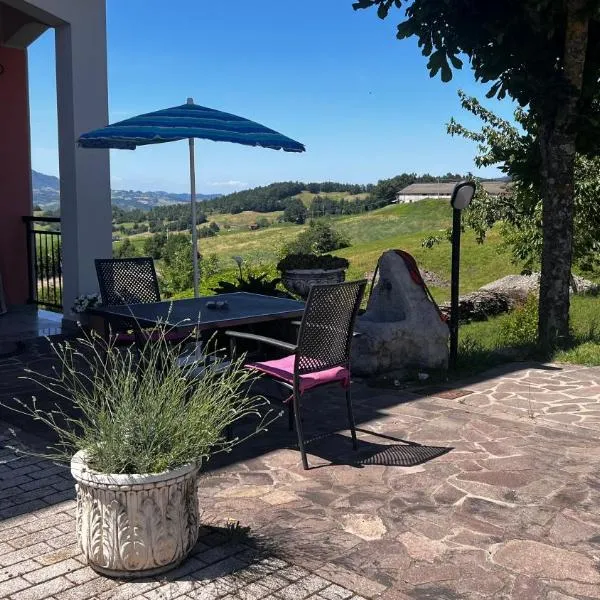 Appartamenti Bella Vista, hotel Quara városában