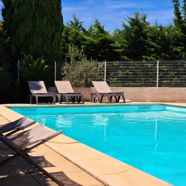 Logis Hôtel Le Mistral - Restaurant - Montélimar Sud, hotel v destinácii Montélimar