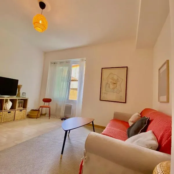 Au coin du pin, Hotel in Menton