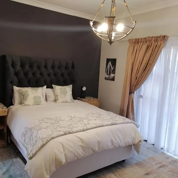 At30 OverNite Stay, hotel in Potchefstroom