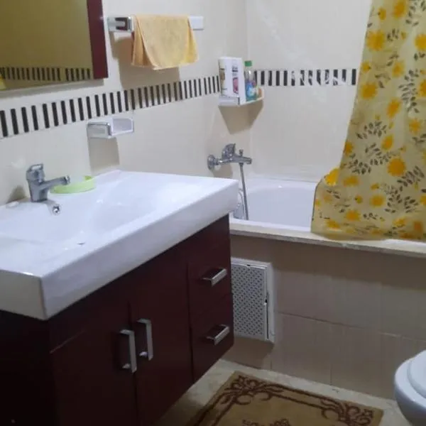 Residence fermer et sécuriser et piscine, hotel v destinaci Mohammedia