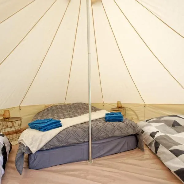 Tipi Expérience L'échappée Belle, hotel v destinaci Saint-Maudez