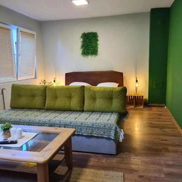 Veljanov Apartment 1, hotel v destinaci Negotino