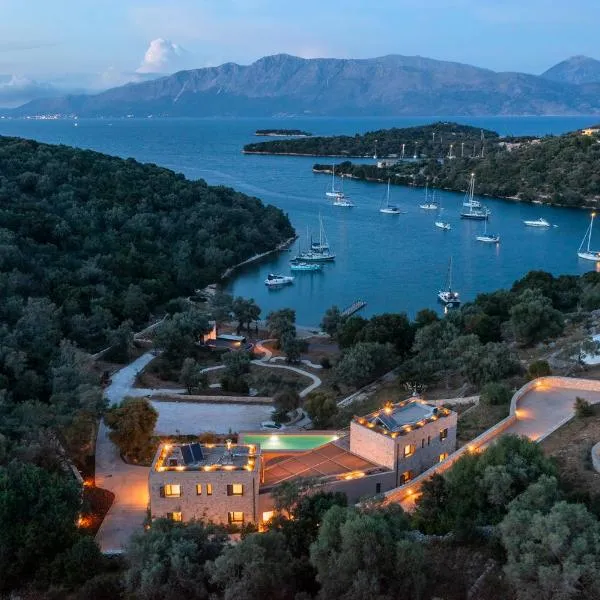 Amphitheatro Boutique Hotel、メガニシ島のホテル