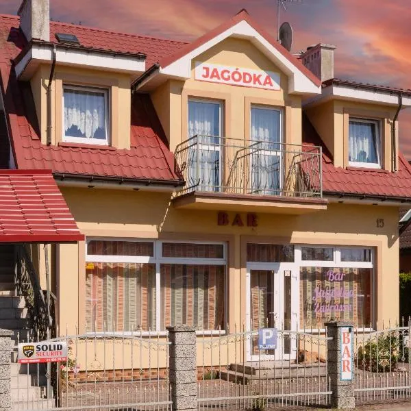 Pensjonat Jagódka, hotel v destinaci Trzęsacz