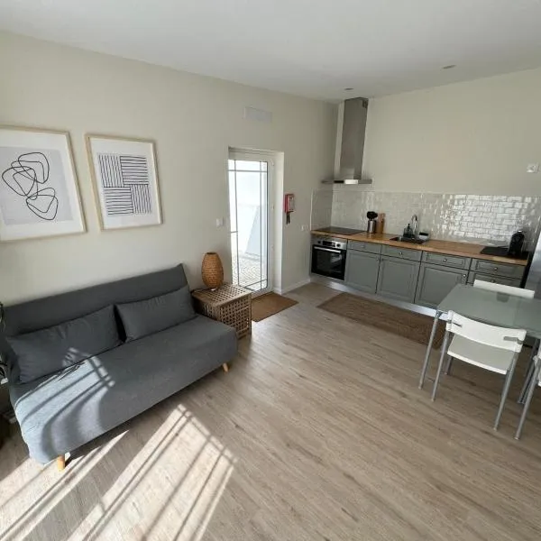 180 Guest Suite, hotel v destinaci Ovar