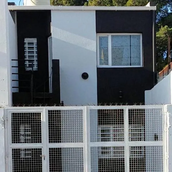 Departamento Céntrico Trelew, hotel in Trelew