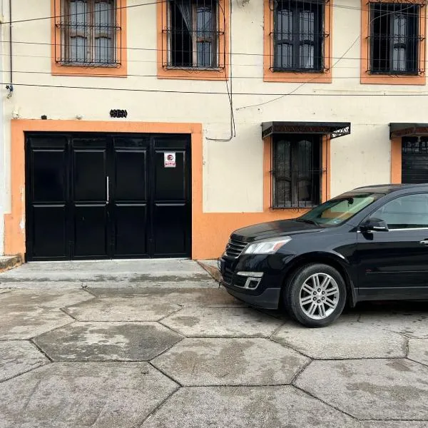 Casa De Liz，位于圣克里斯托瓦尔-德拉斯卡萨斯的酒店