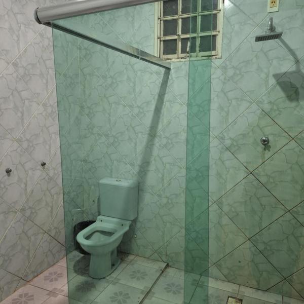 Quarto triplo com banheiro compartilhado - Foto 3