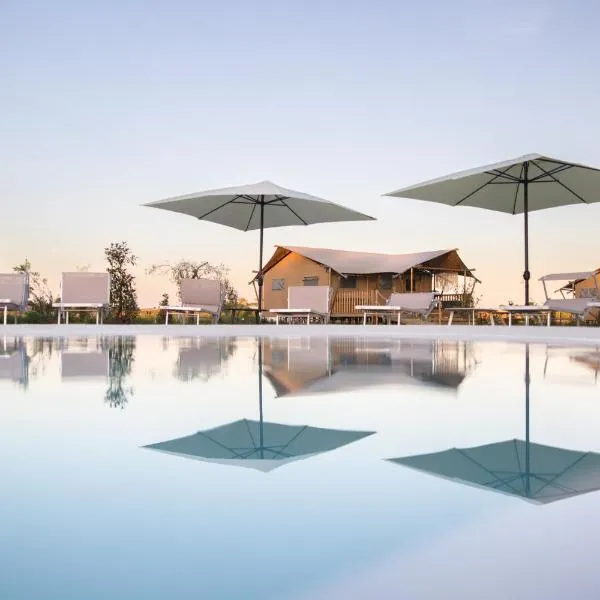 Calasole Glamping, hotel in Pescia Romana