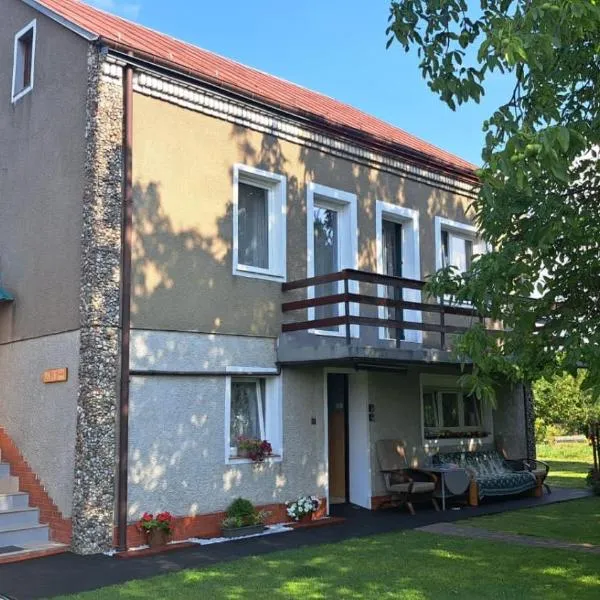 Kwatera Pod Orzechem, hotel v destinaci Srokowo