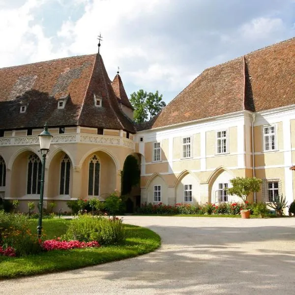 Schloss Schrattenthal, hotel Schrattenthal városában