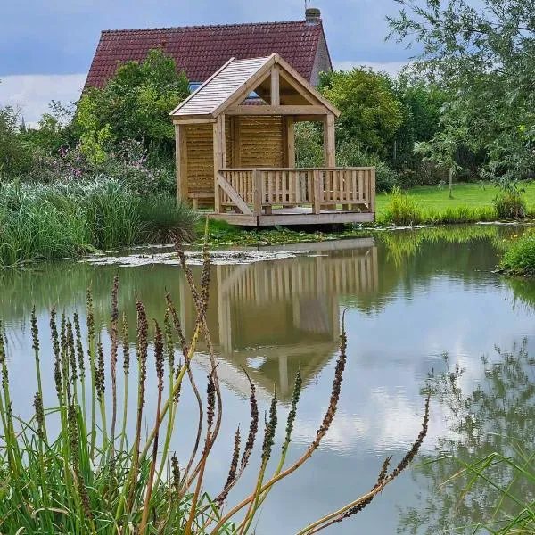 Gite zen style studio, hotel in Fromelles