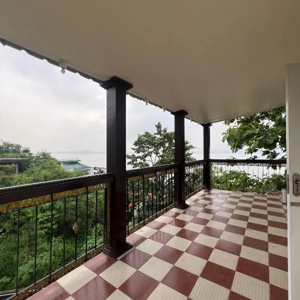 Camilla Living- A Luxury Escape by the Riverside!, hotel en Guwahati